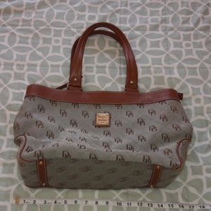 Dooney & Bourke zip top purse